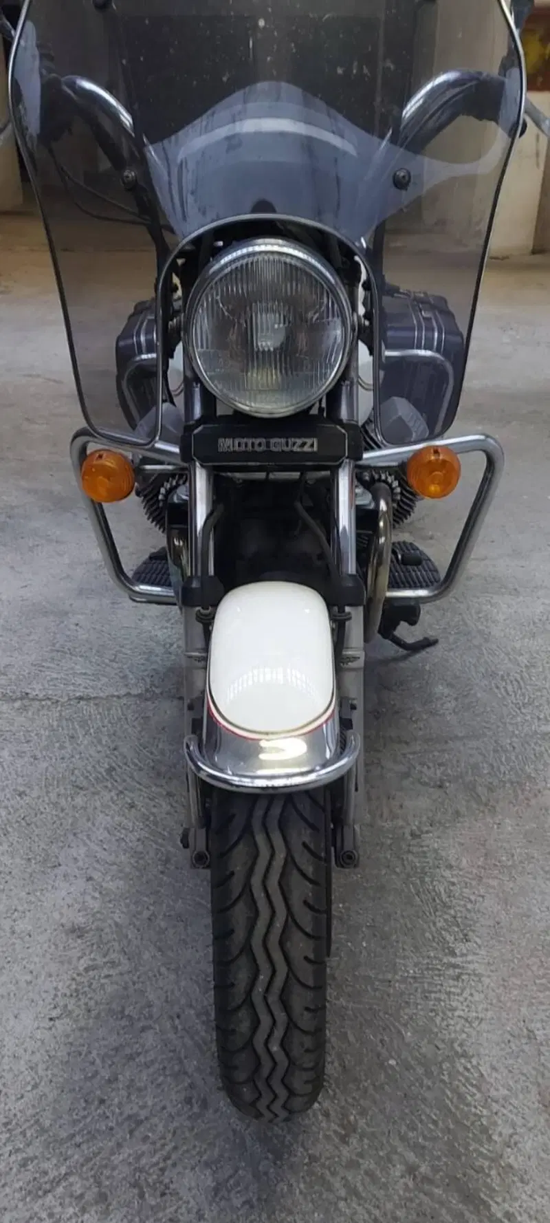 Moto Guzzi California II (9)