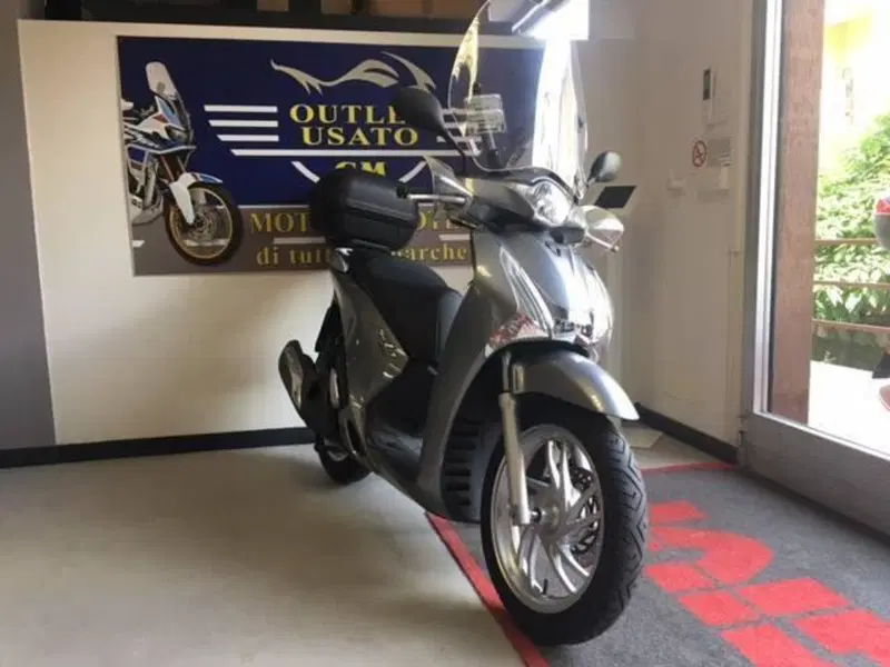 Honda SH 125 i ABS (2013 - 17)