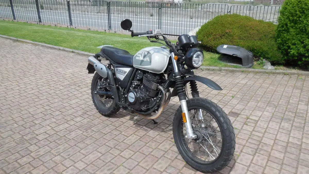 Swm Six Days 440 (2021) (2)