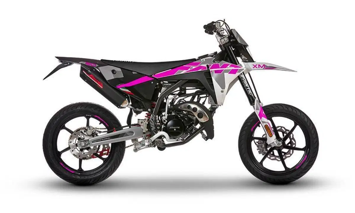 Fantic Motor XM 50 Motard Performance 2T (2021 - 22) (3)