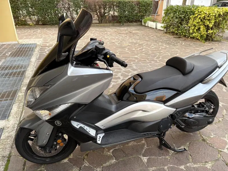 Yamaha T-Max 500 (2008 - 12) (4)