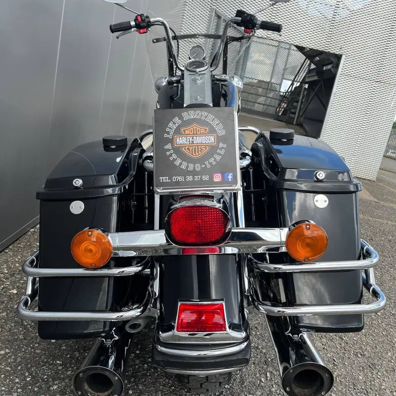 Harley-Davidson 1584 Road King Classic (2007 - 10) - FLHRC (14)