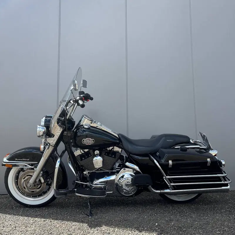 Harley-Davidson 1584 Road King Classic (2007 - 10) - FLHRC (16)