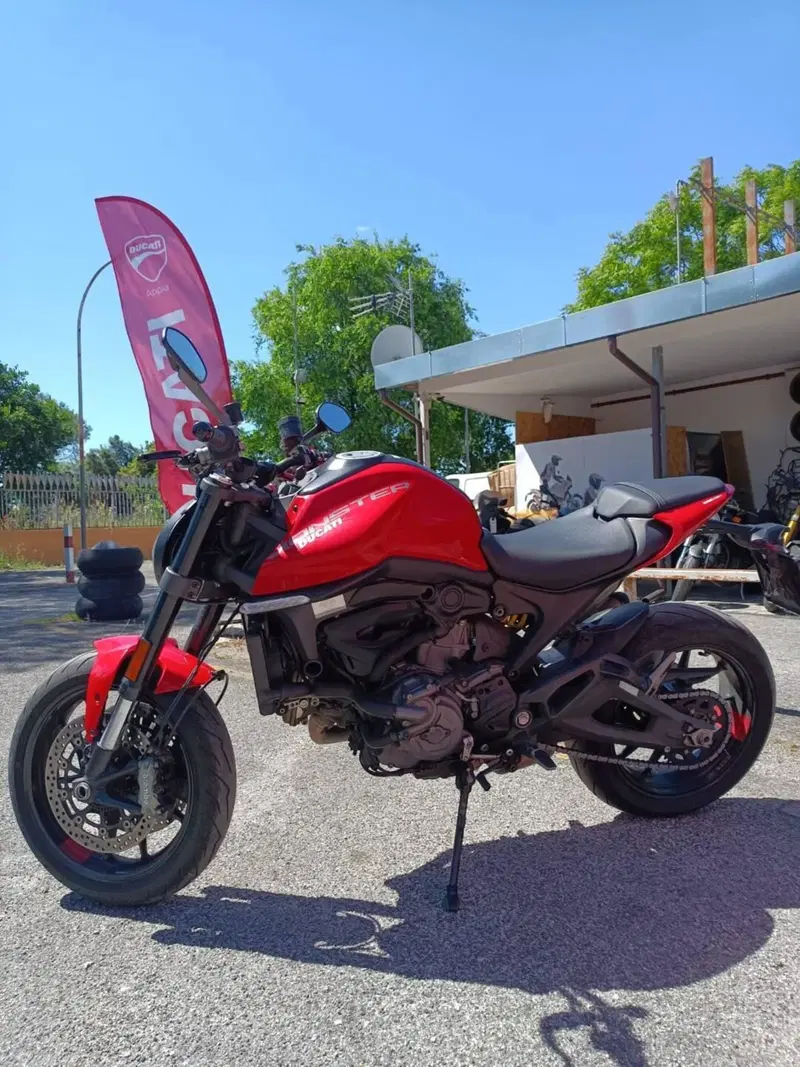 Ducati Monster 937 (2021 - 25) (2)