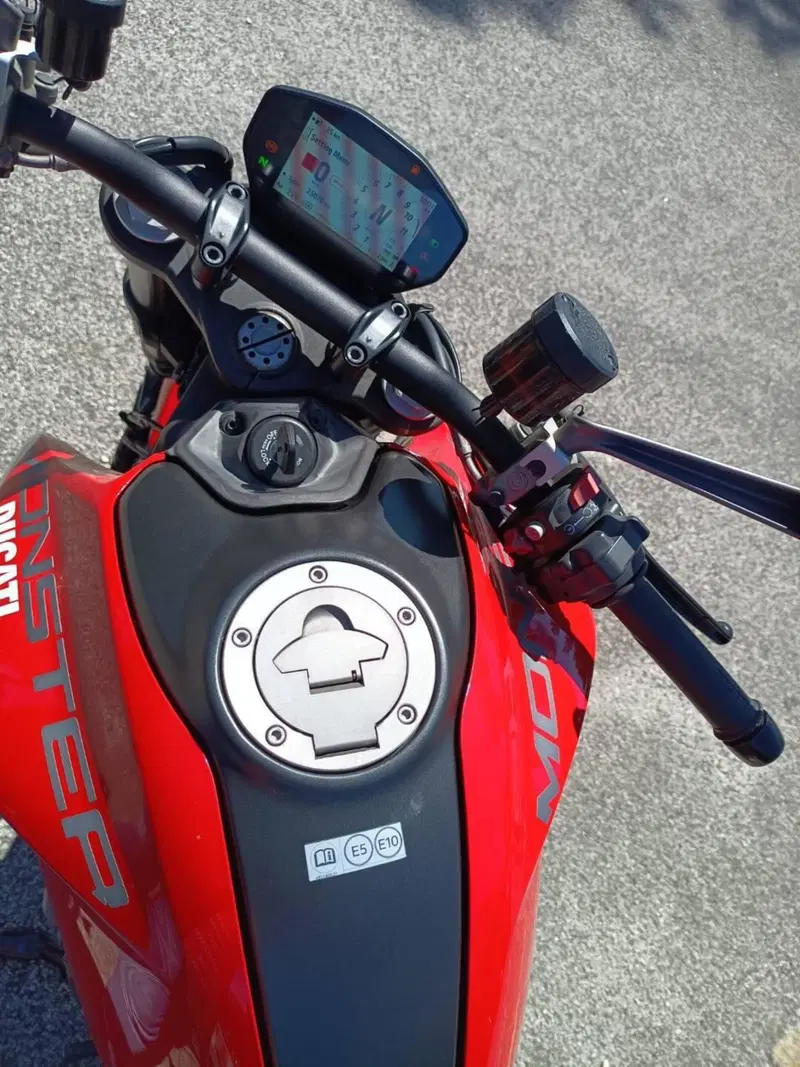 Ducati Monster 937 (2021 - 25) (7)