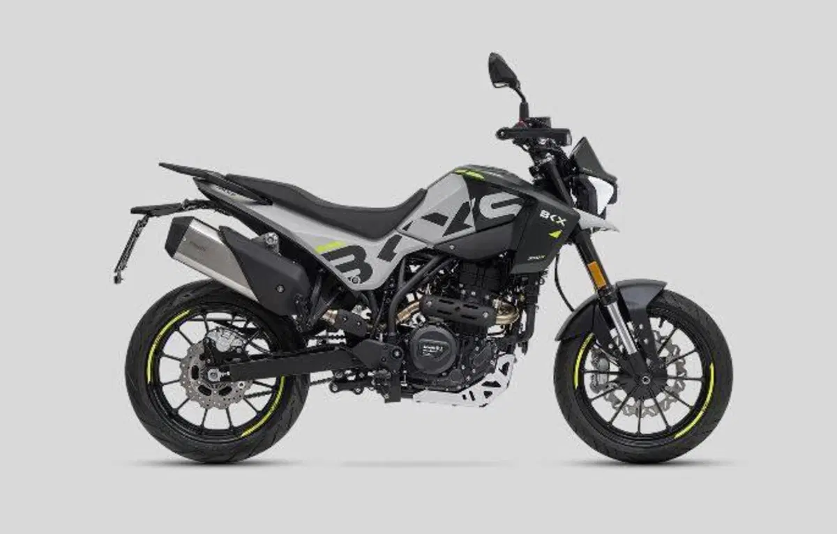 Benelli BKX 300 S (2026) (3)