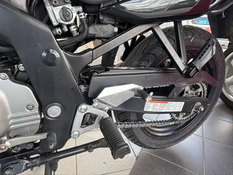 Suzuki GS 500 F (2004 - 06) (7)