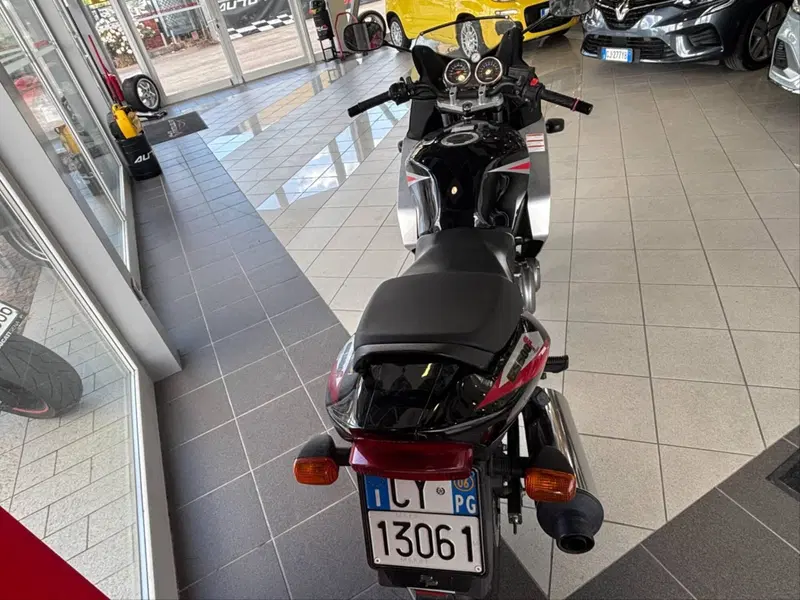Suzuki GS 500 F (2004 - 06) (4)