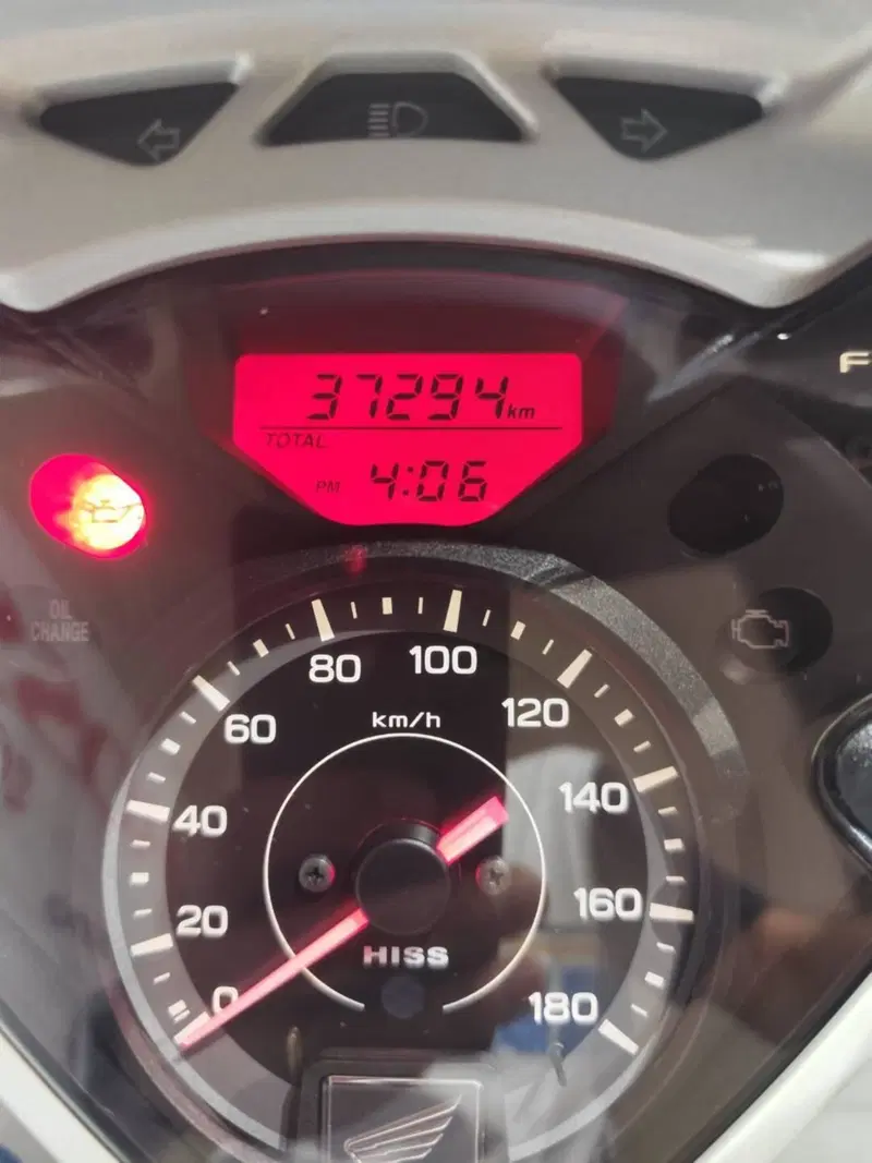 Honda SH 300 i ABS (2011 - 13) (8)