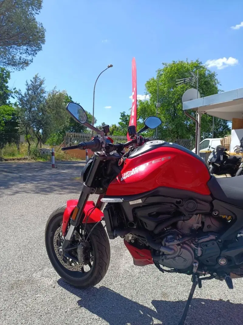 Ducati Monster 937 (2021 - 25) (2)