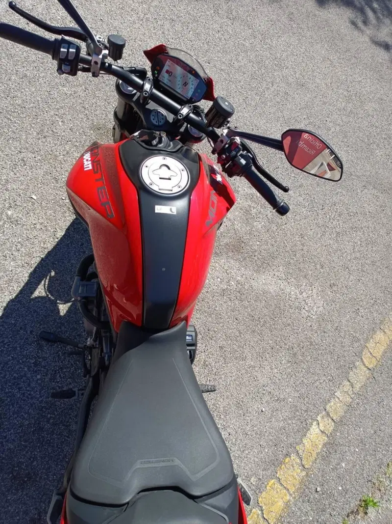 Ducati Monster 937 (2021 - 25) (7)