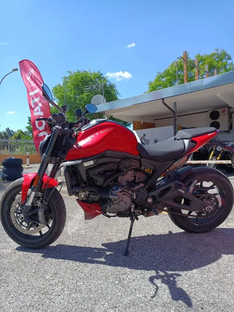 Ducati Monster 937 (2021 - 25) (5)