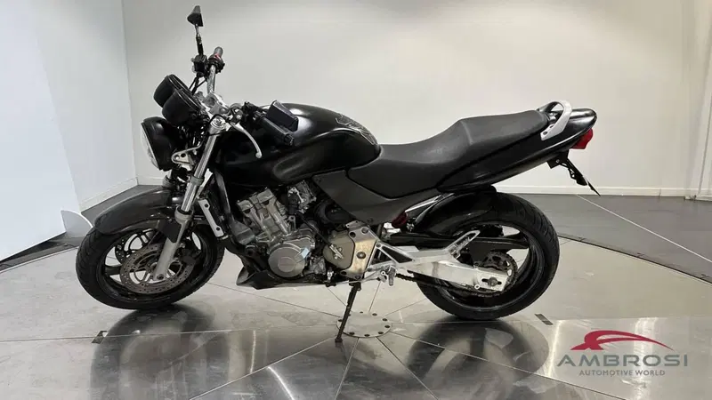 Honda Hornet 600 (2000 - 02) (4)