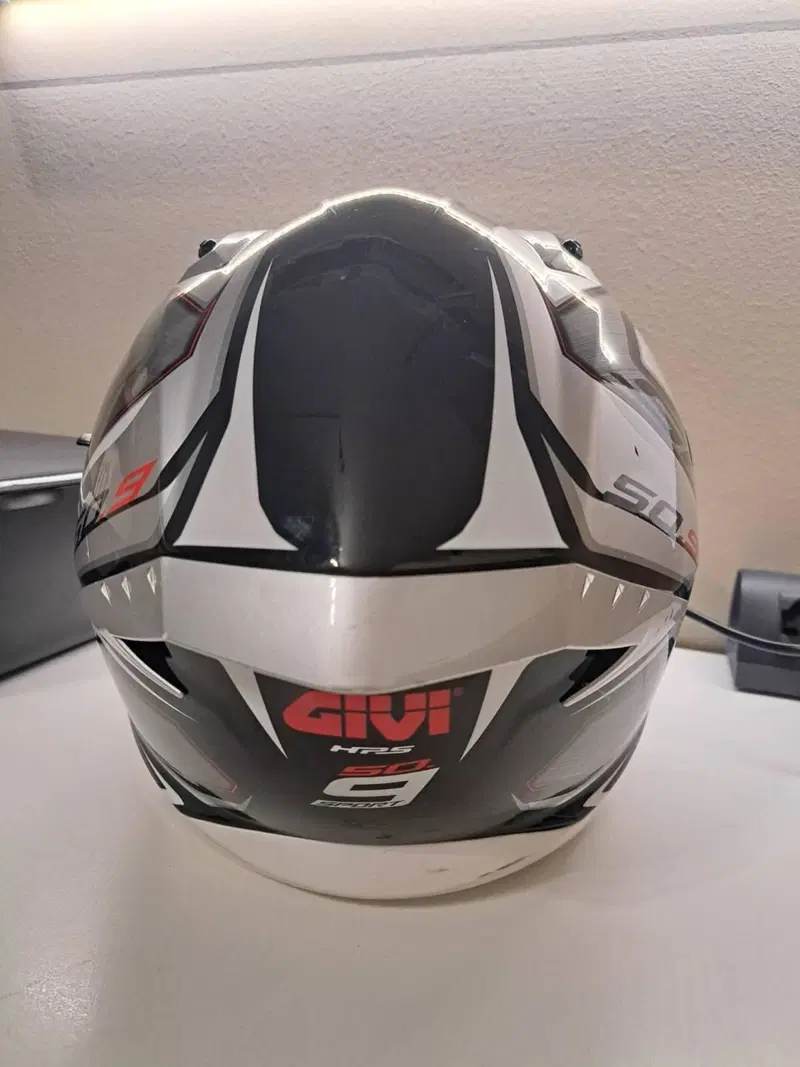 Casco Givi 50.9 (2)