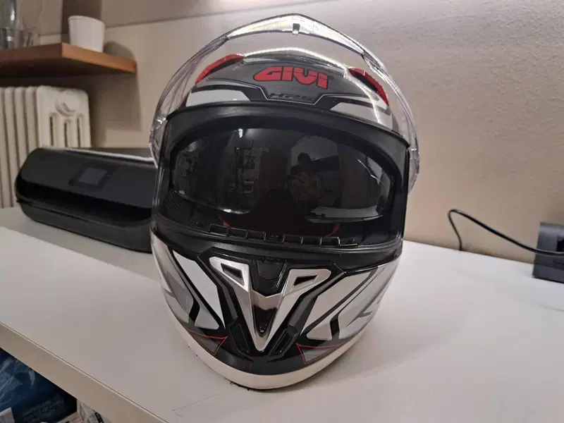 Casco Givi 50.9 (4)