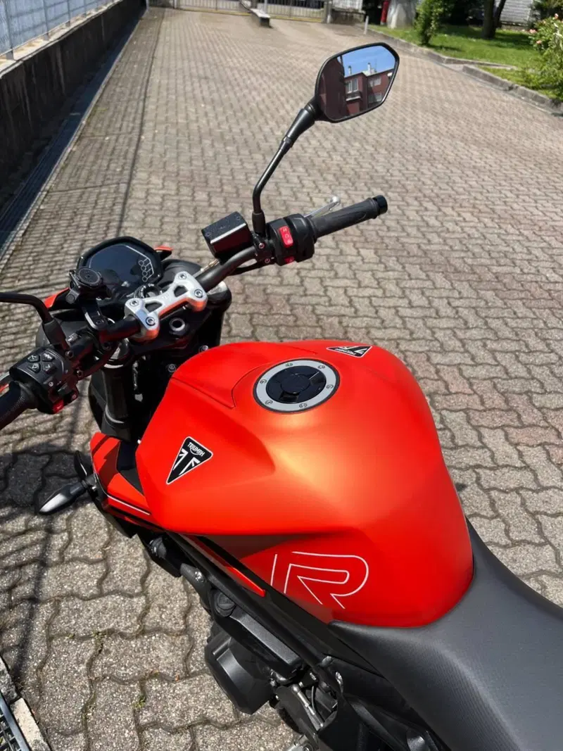 Triumph Street Triple 765 R A2 (2024 - 26) (7)