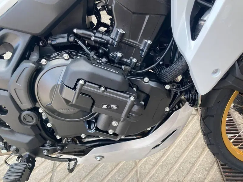 Honda Transalp XL750 (2026) (2)