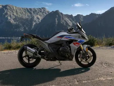 Bmw R 1300 RS (2026) nuova
