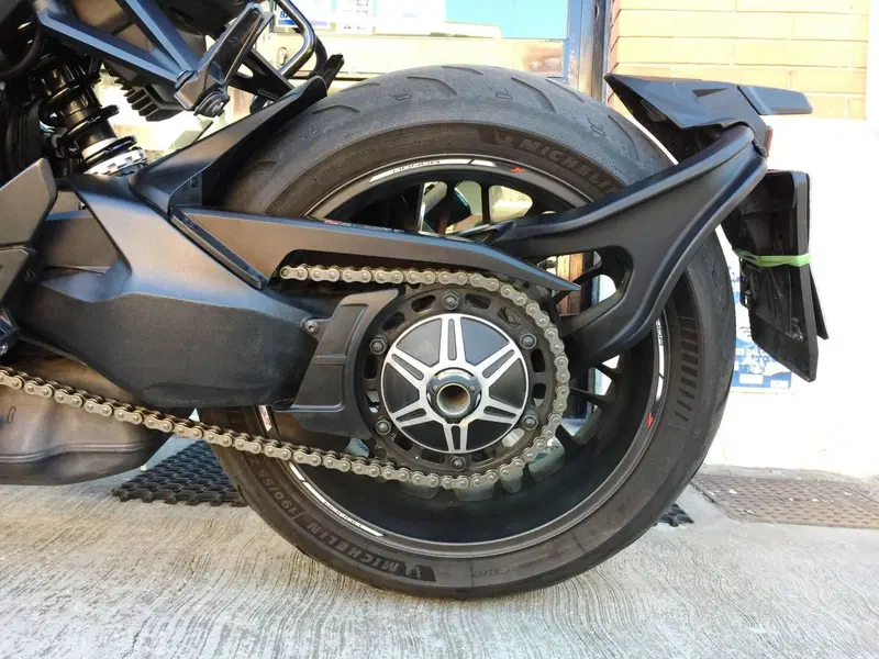 Honda CB 1000 R Black Edition (2021 - 25) (19)