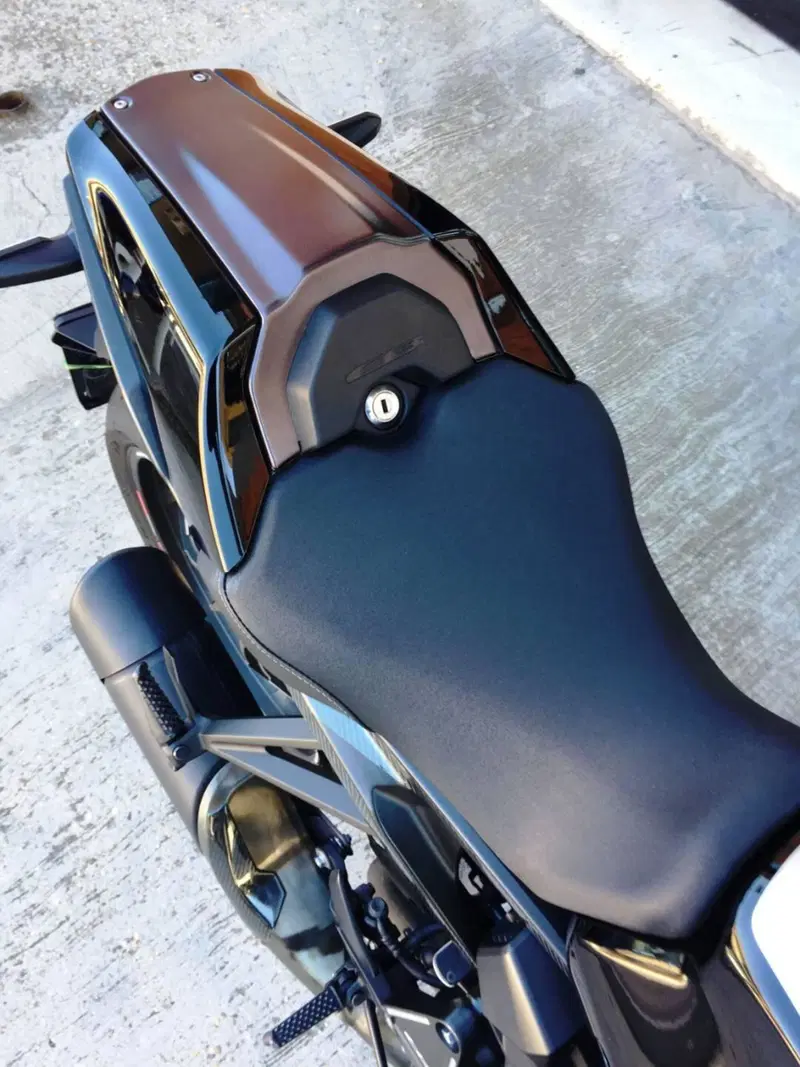 Honda CB 1000 R Black Edition (2021 - 25) (20)