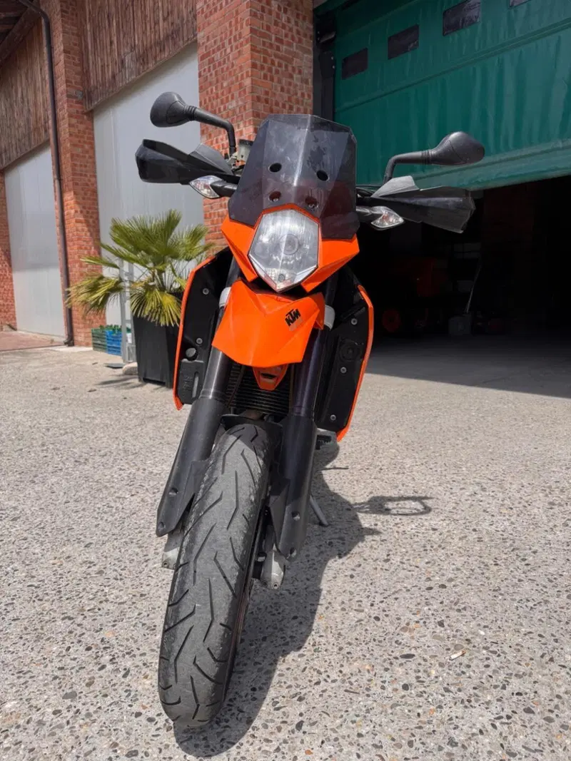 KTM 950 Supermoto (2006 - 08) (3)