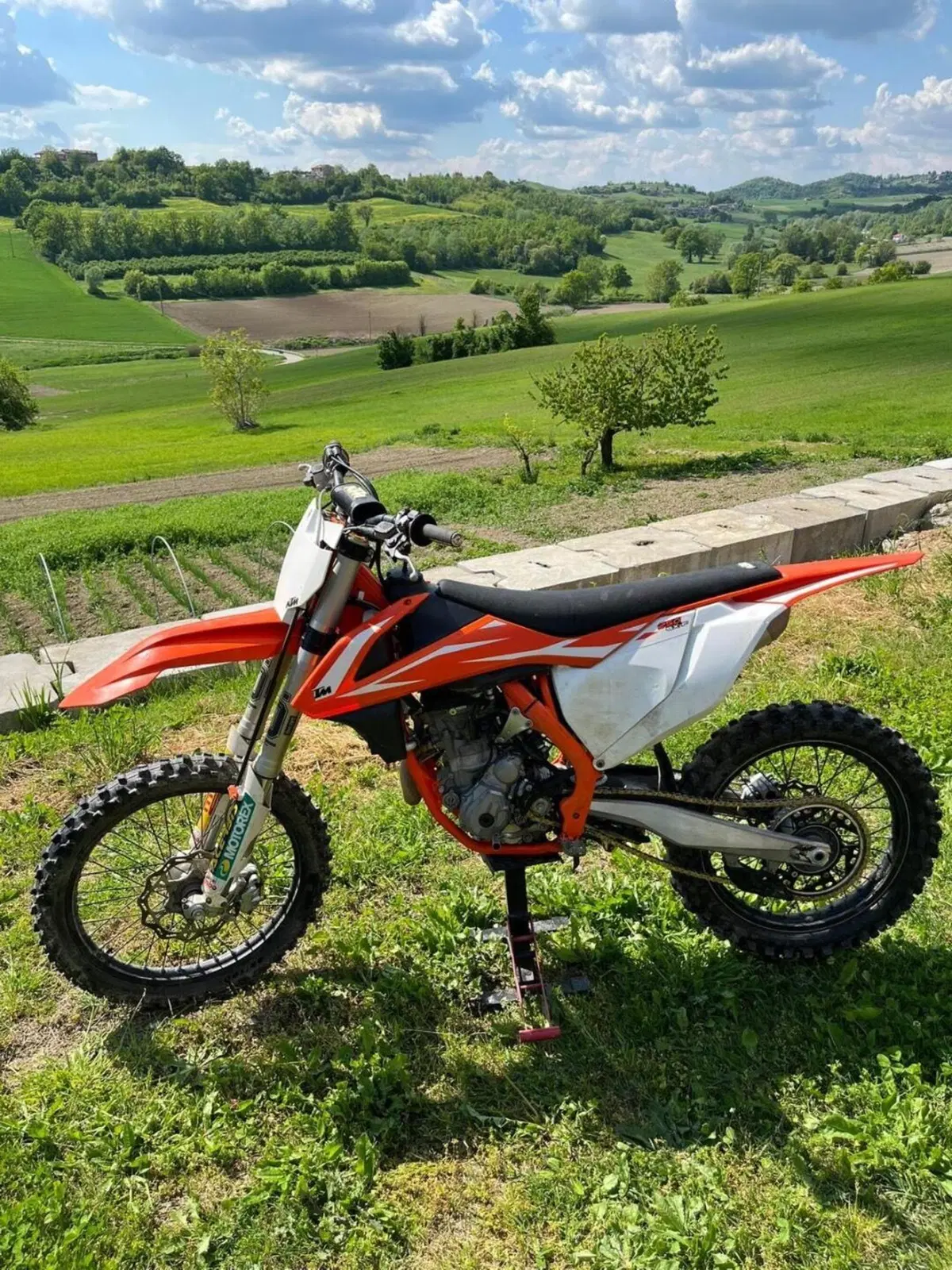 KTM 250 SX-F (2018) (2)