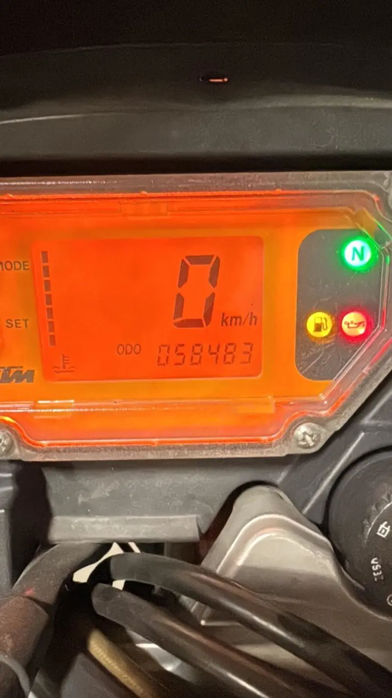 KTM 950 Supermoto (2006 - 08) (7)
