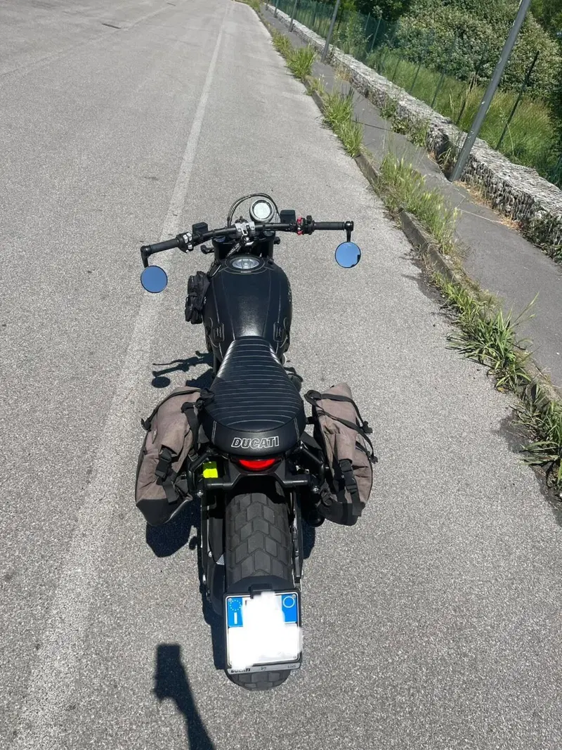 Ducati Scrambler 800 Night Shift (2021 - 22) (4)