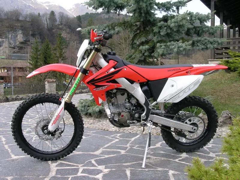 Honda CRF 250R (2007) (5)