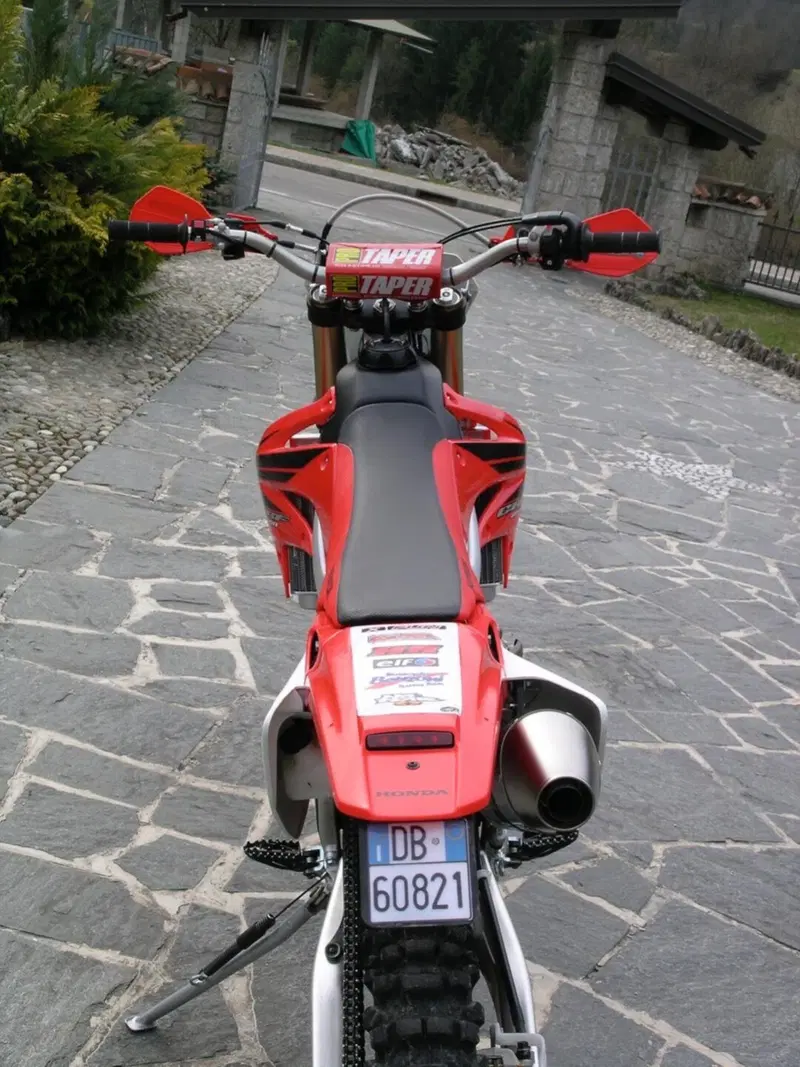 Honda CRF 250R (2007) (9)