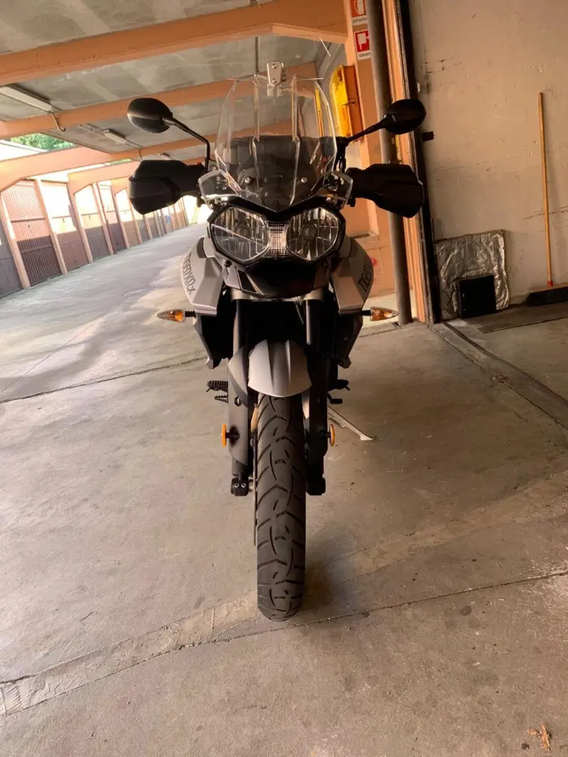 Triumph Tiger 800 XCx (2017 - 18) (2)