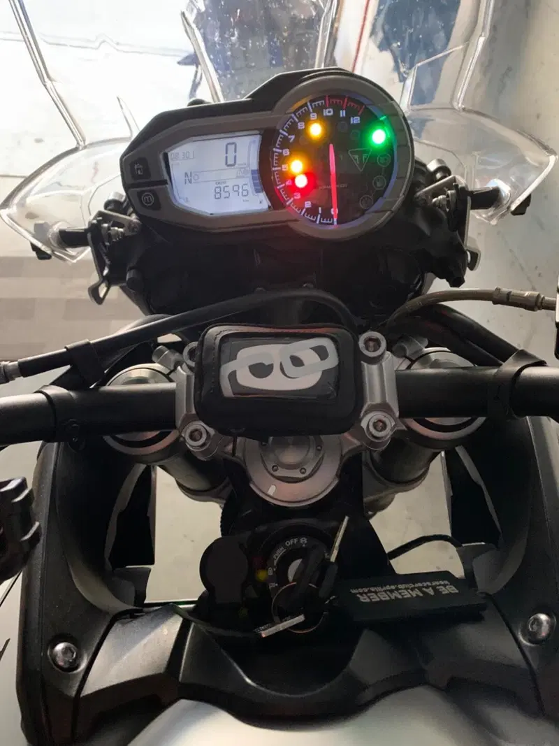 Triumph Tiger 800 XCx (2017 - 18) (5)
