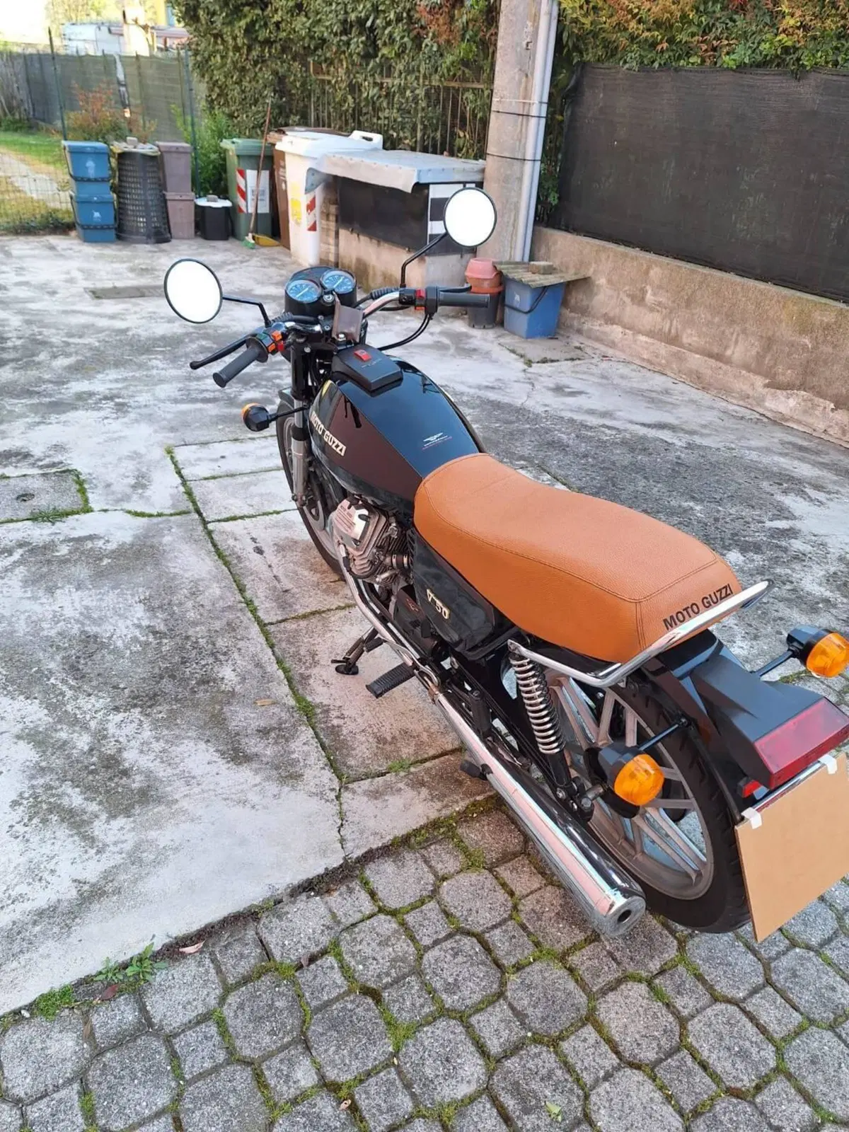 Moto Guzzi V50 (4)