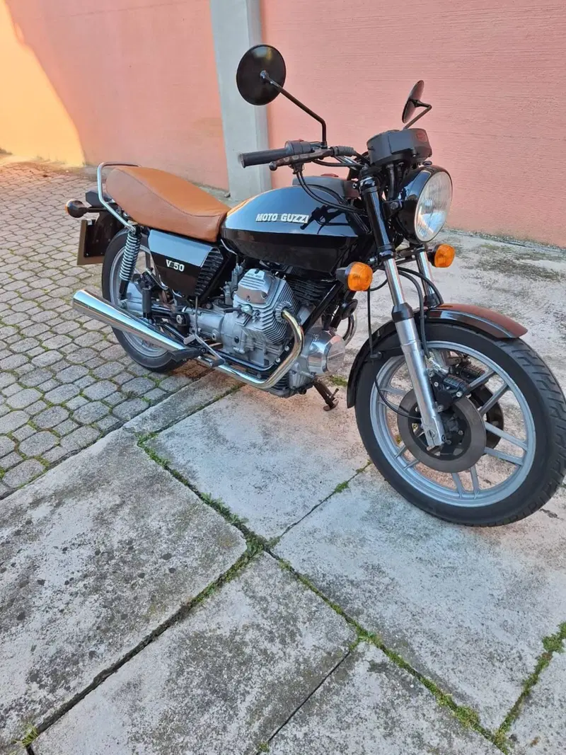 Moto Guzzi V50 (5)