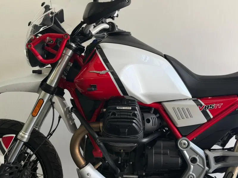 Moto Guzzi V85 TT (2019 - 20) (10)