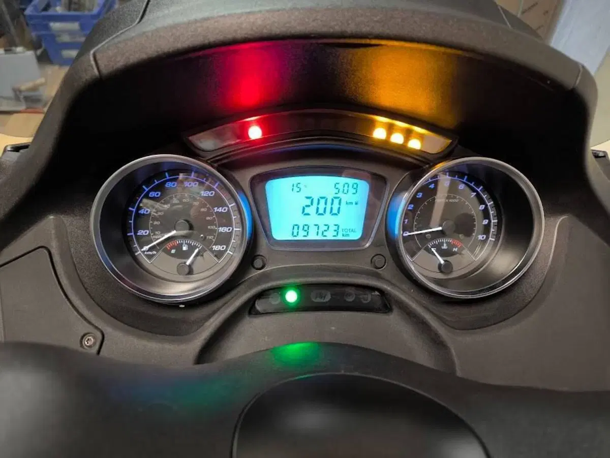 Piaggio Mp3 500 Hpe Sport Advanced (2019 - 20) (12)