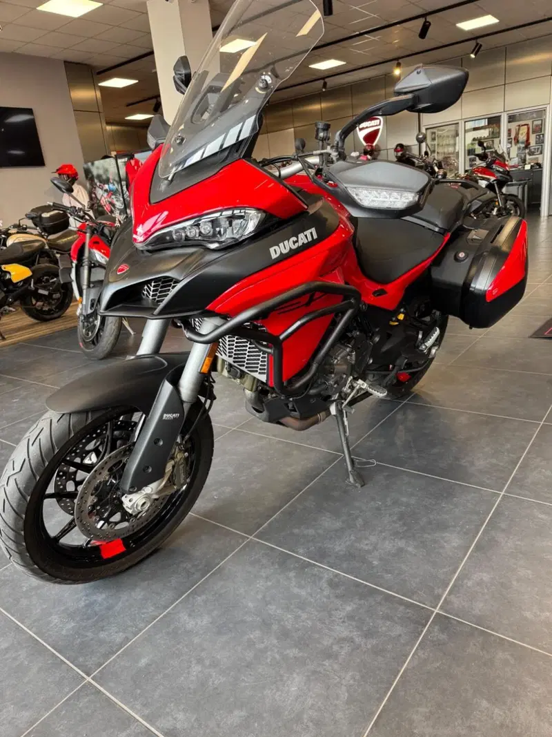 Ducati Multistrada V2 S (2022 - 24) (2)