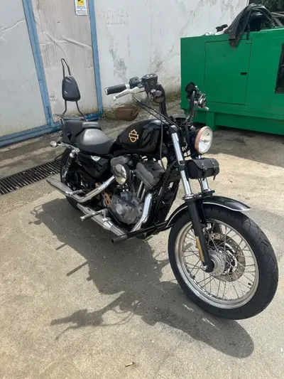 Harley-Davidson 883 (2006 - 07) - XL usata