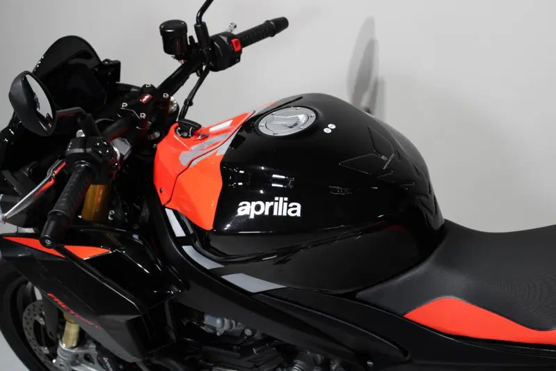 Aprilia Tuono 660 Factory (2025 - 26) (5)