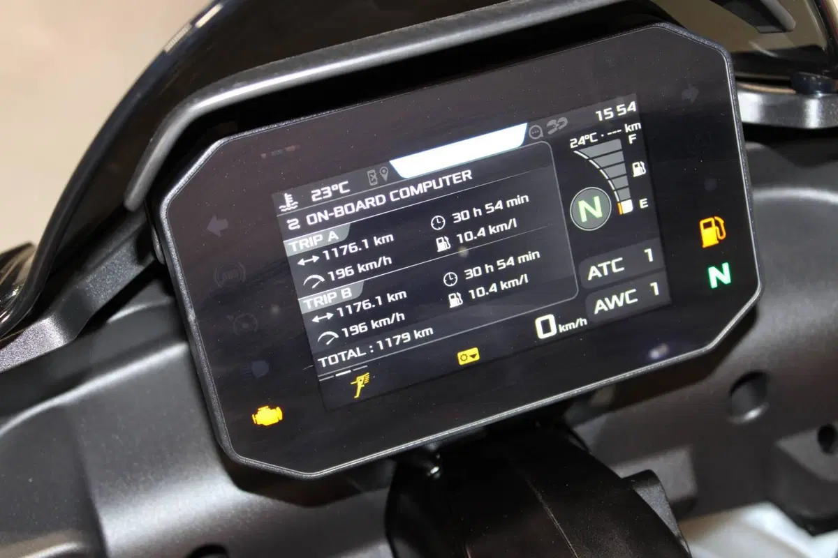 Aprilia Tuono 660 Factory (2025 - 26) (6)