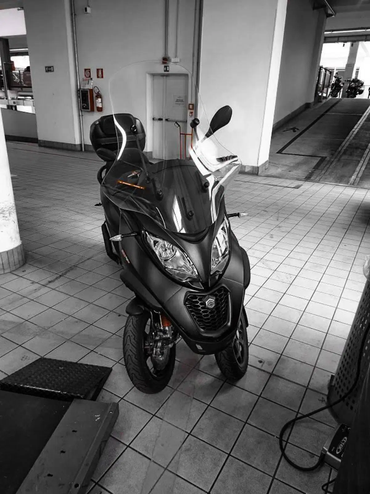 Piaggio Mp3 500 Hpe Sport Advanced (2019 - 20) (15)