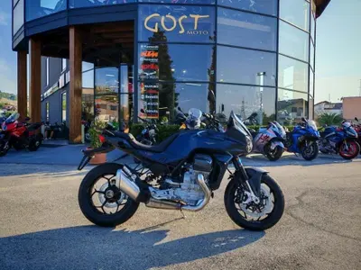 Moto Guzzi V100 Mandello (2025 - 26) nuova