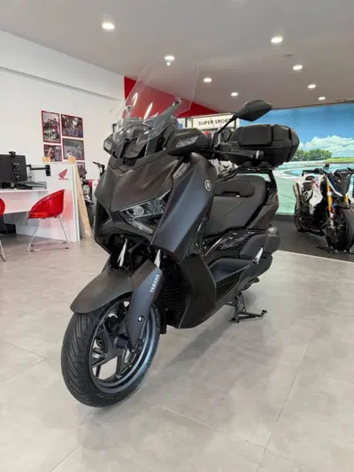 Yamaha X-Max 300 Tech Max (2025 - 26) usata