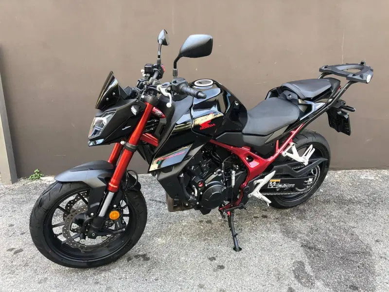 Honda CB 750 Hornet (2023 - 24) (4)