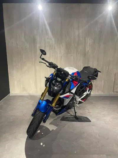 Bmw F 900 R (2025 - 26) usata