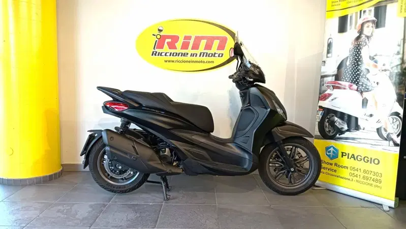 Piaggio Beverly 400 S (2025 - 26)