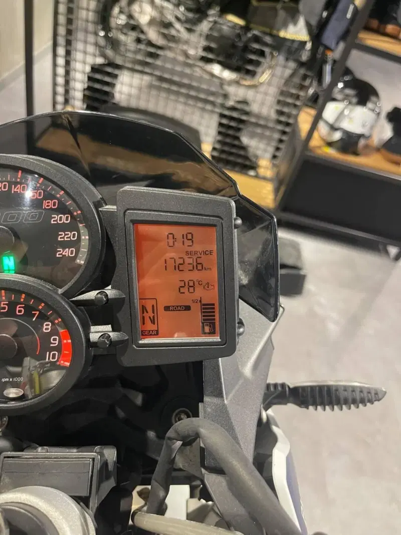 Bmw F 800 R (2017 - 20) (6)