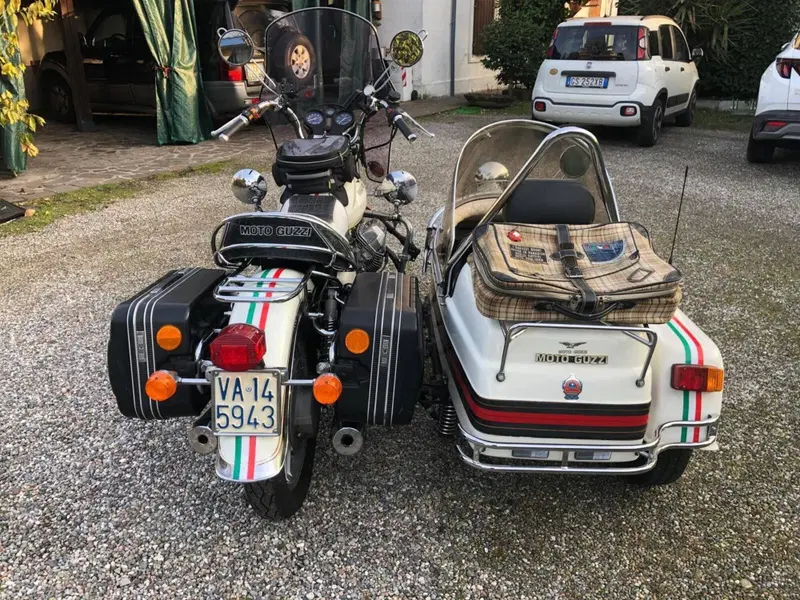 Moto Guzzi CALIFORNIA II - CON SIDECAR LONGHI ESTRAIBILE (2)