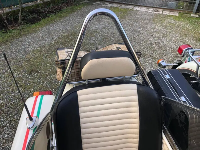 Moto Guzzi CALIFORNIA II - CON SIDECAR LONGHI ESTRAIBILE (6)