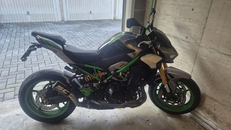 Kawasaki Z 900 SE Performance (2025 - 26) (2)